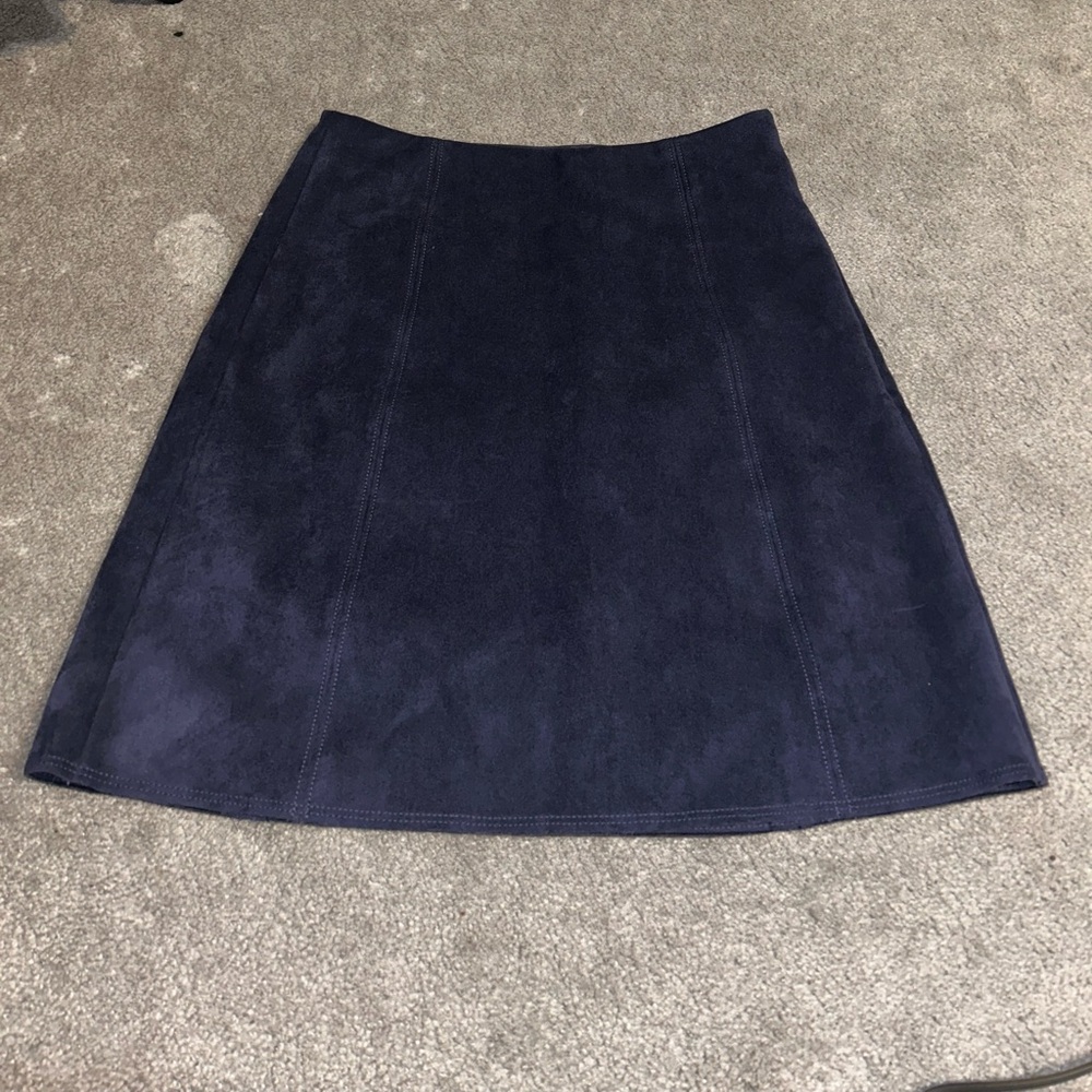 Elegant Navy Blue Women's Skirt from Babaton Aritiza. Size 2